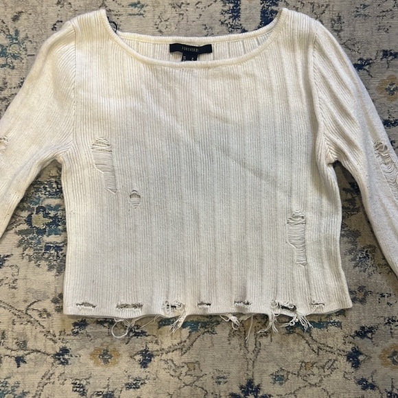 White distressed cropped sweater - Picture 2 of 2